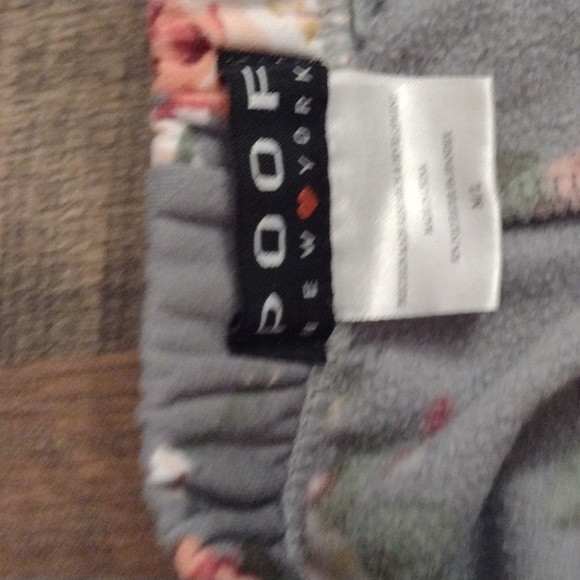 2 Pairs of Fleece Floral Leggings - Picture 4 of 4